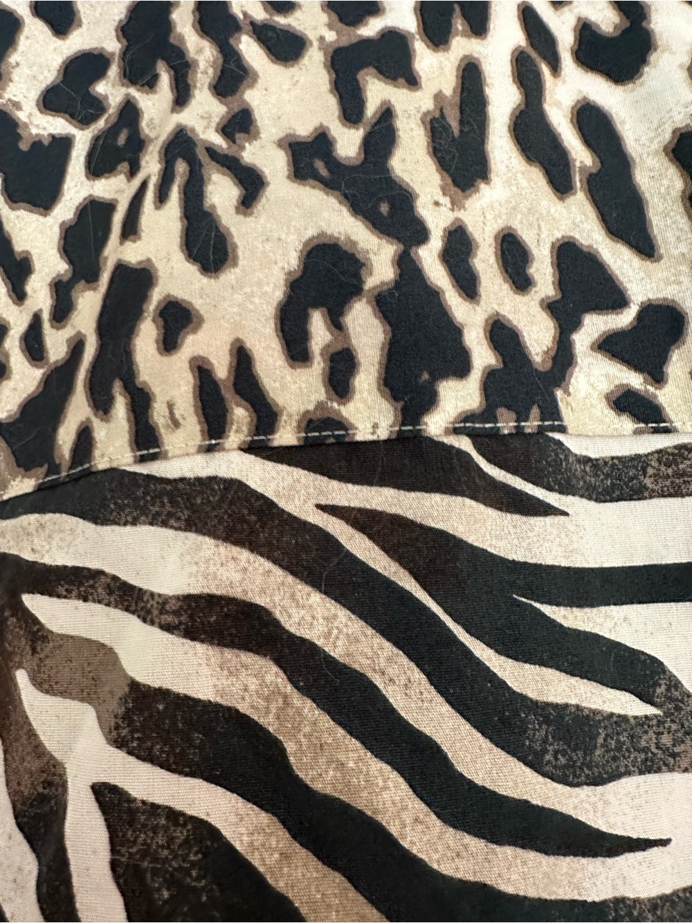 Chico’s no-iron Leopard Print Long sleeve shirt 100% Cotton - Picture 6 of 7